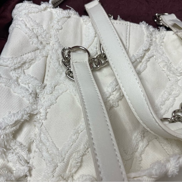 Light Creme/White Denim Shoulder Bag - Picture 4 of 12